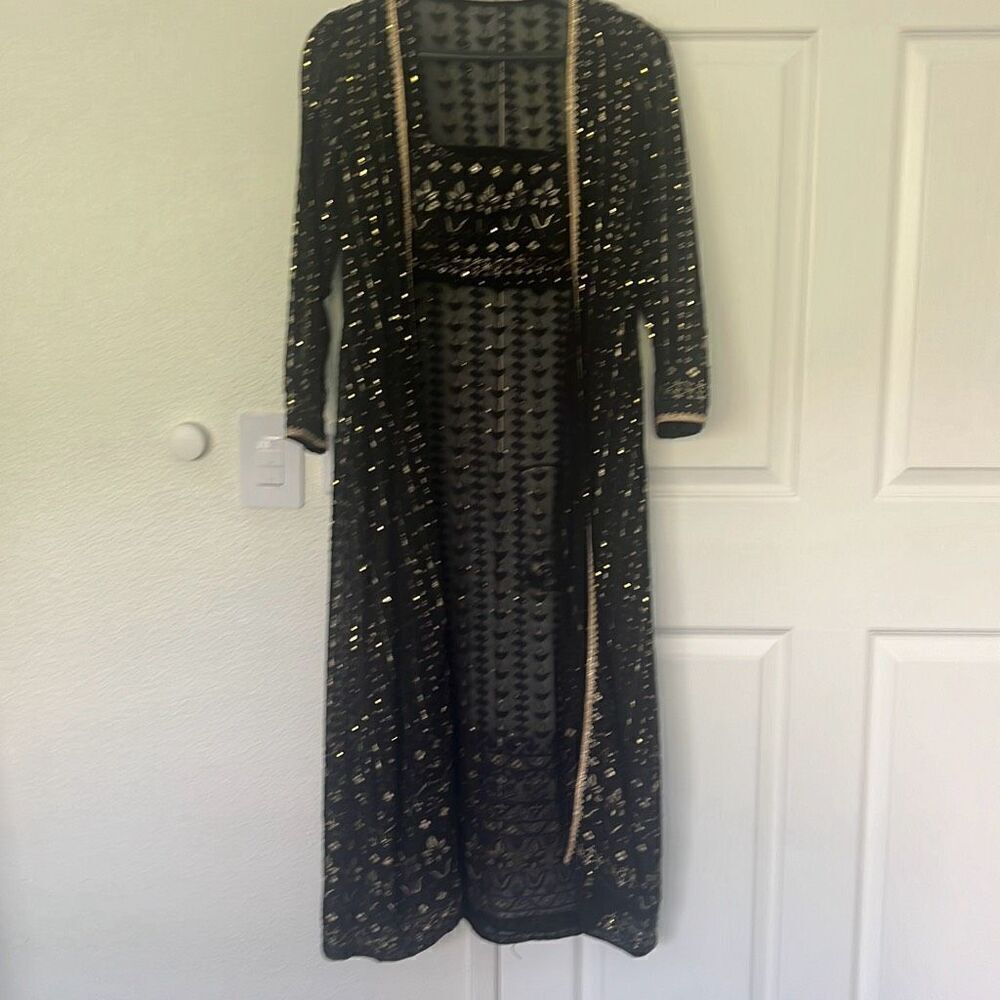 Women’s Indian suit - M